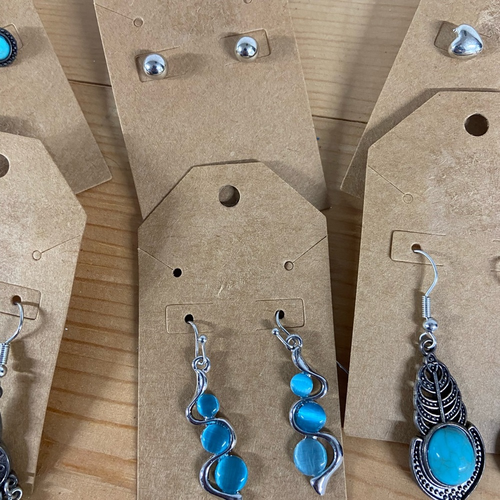 Earring Bundle - Picture 4 of 6